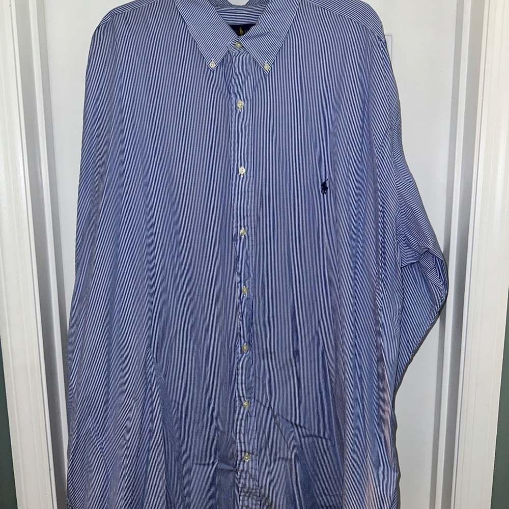 Ralph Lauren Blue and White Casual Button Down Shirt